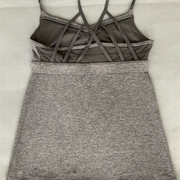 Lululemon Tank sz 8 EUC Heathered Grey - Picture 2 of 3